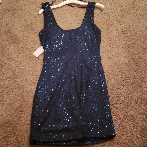 Blue sequin sparkly dress - Picture 3 of 3